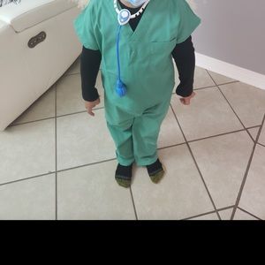 Scrub for kids unisex size 6